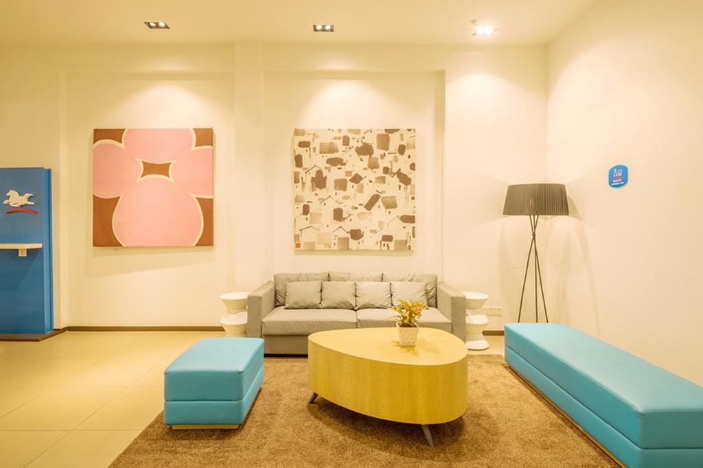 Hanting Express Zhengzhou Ruhe Road Εξωτερικό φωτογραφία